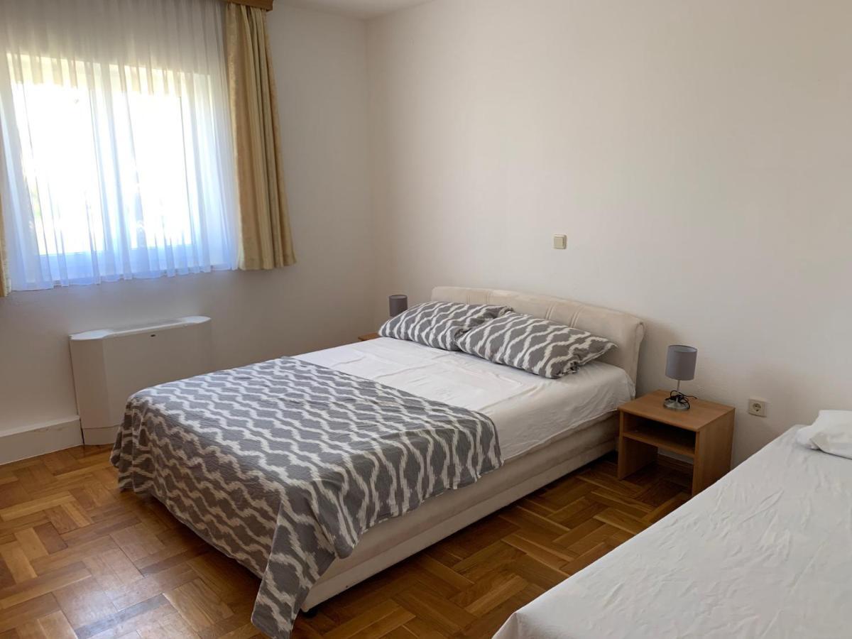 Apartman Theresa Barbat na Rabu Exterior foto