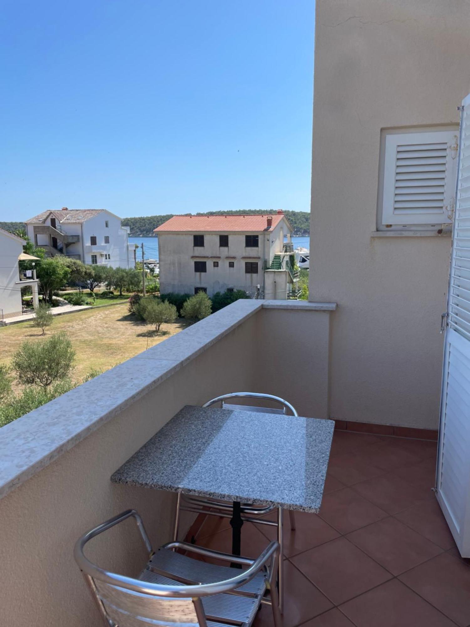 Apartman Theresa Barbat na Rabu Exterior foto